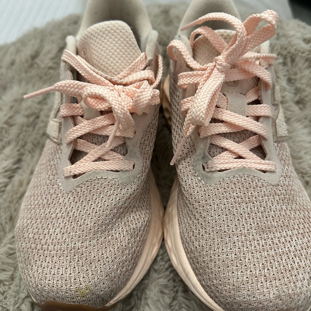 New Balance Women's Light peach Sneakers